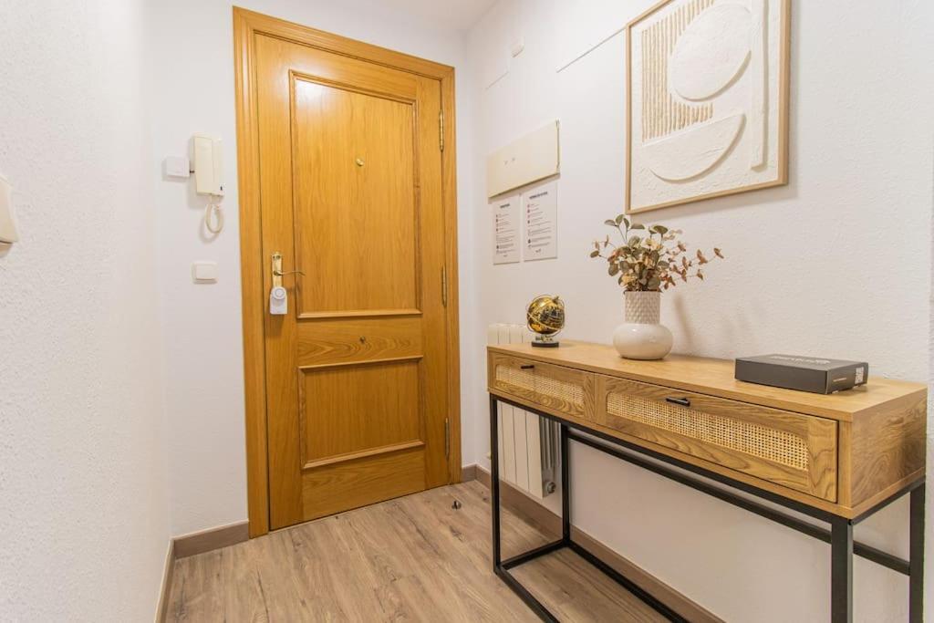 דירות Sabiñánigo Beautiful Flat In The Pyrenees * Free Parking מראה חיצוני תמונה